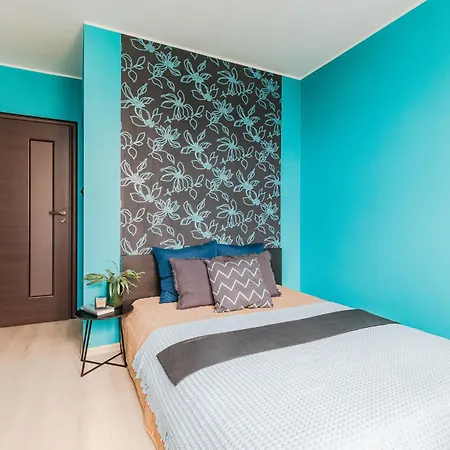 Superapart Pozarowa 3b, Parking Apartment