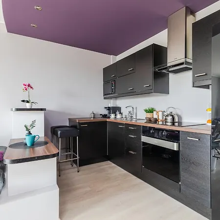 Apartment Superapart Pozarowa 3b, Parking Warsaw