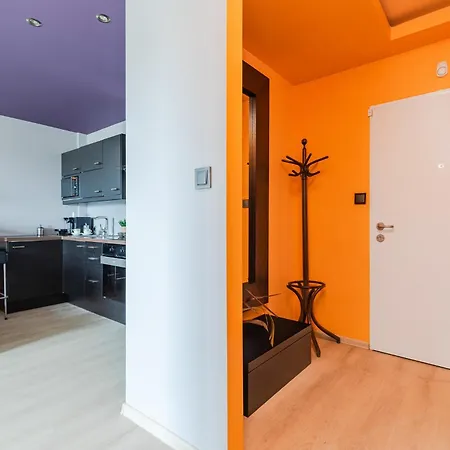 Superapart Pozarowa 3b, Parking Βαρσοβία