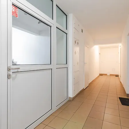 Superapart Pozarowa 3b, Parking Διαμέρισμα Βαρσοβία