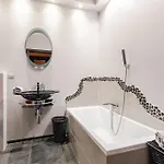 Superapart Pożarowa 3b, Parking Apartament Warszawa